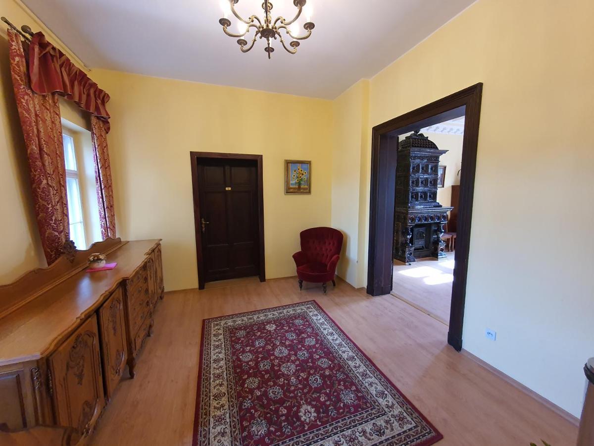 Palac Lawica- Splywy Przelomem Bardzkim Kłodzko Extérieur photo