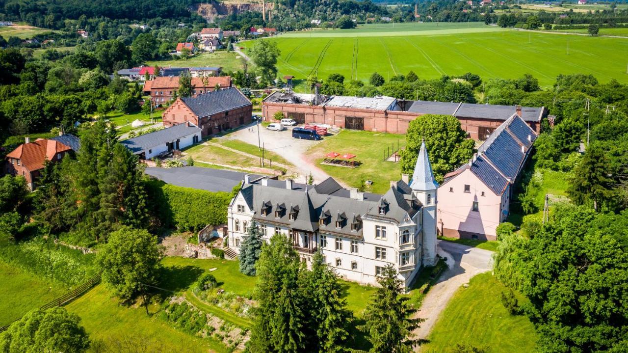 Palac Lawica- Splywy Przelomem Bardzkim Kłodzko Extérieur photo