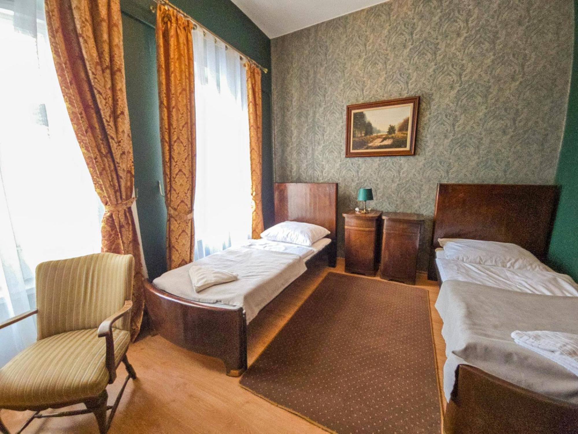 Palac Lawica- Splywy Przelomem Bardzkim Kłodzko Extérieur photo